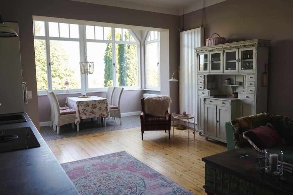 Villa Rosa - Sky Detmold Luaran gambar